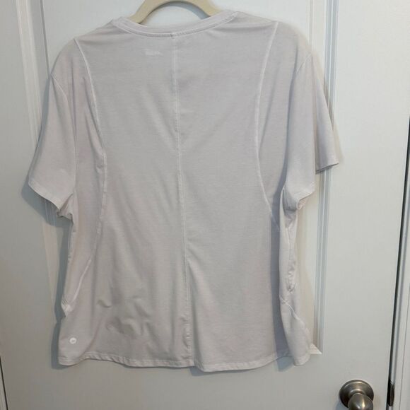 Avia Women's Short Sleeve Light Gray Tee - Picture 3 of 3